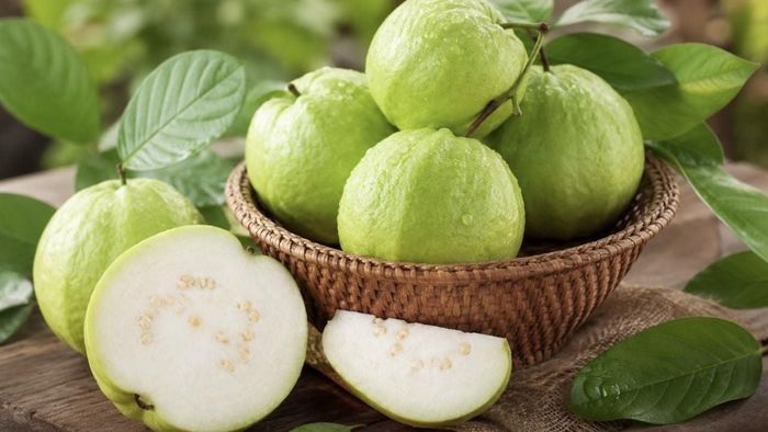 Trong ổi có chứa rất nhiều loại vitamin, khoáng chất tốt cho sức khỏe. Ảnh minh họa