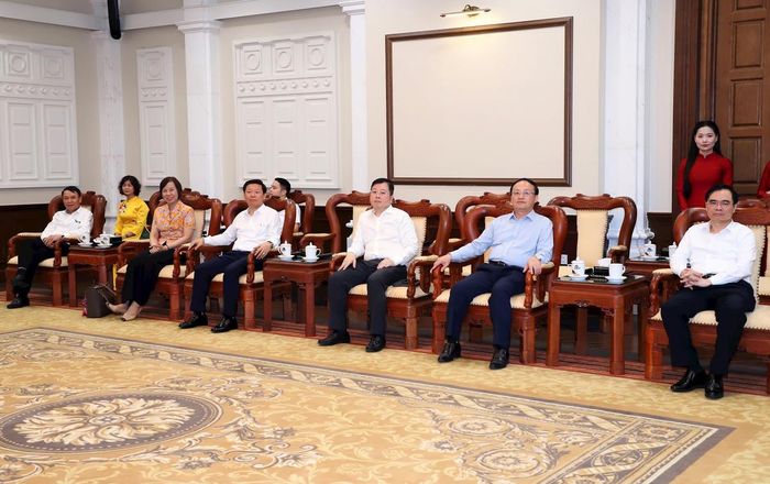 Các đại biểu dự buổi gặp mặt.