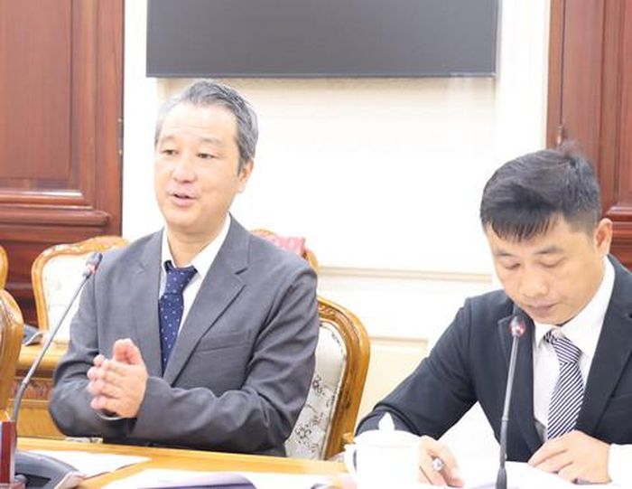 Ông Kamibayashiyama Masao phát biểu