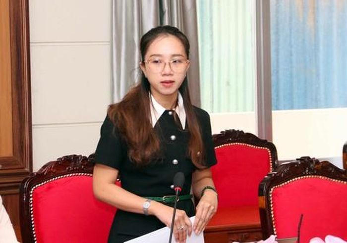 Phó Phòng Báo chí - Xuất bản, Sở Văn hóa và Thể thao TPHCM Phạm Thị Yến phát biểu 