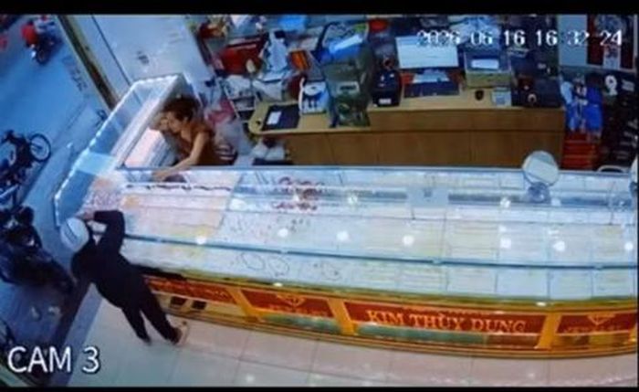 Camera an ninh ghi lại hành vi phạm tội của Lữ Thị Bé Thảo
