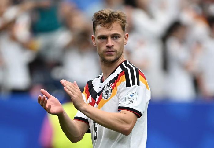 Joshua Kimmich tiết lộ anh và các đồng đội đã bắt gặp rắn độc trong khu vực đóng quân. (Ảnh: Reuters)