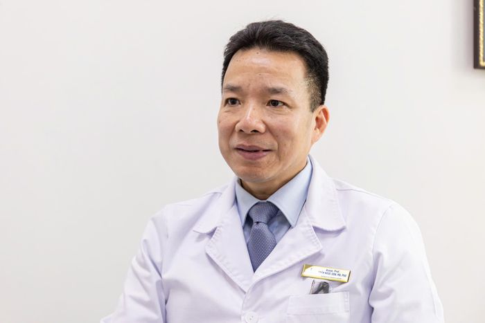 PGS.TS Trần Ngọc Sơn, Chủ tịch Hội đồng chuyên ngành Phẫu thuật Nhi khoa, Hệ thống Y tế Vinmec; Giám đốc Trung tâm Nhi, Bệnh viện đa khoa Vinmec Smart City (Ảnh: Minh Đức)