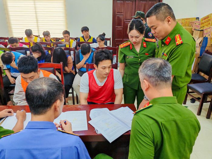 Bước đầu, cơ quan điều tra xác định các công ty này đã chiếm đoạt của gần 500 bị hại với số tiền hơn 181,4 tỷ đồng.