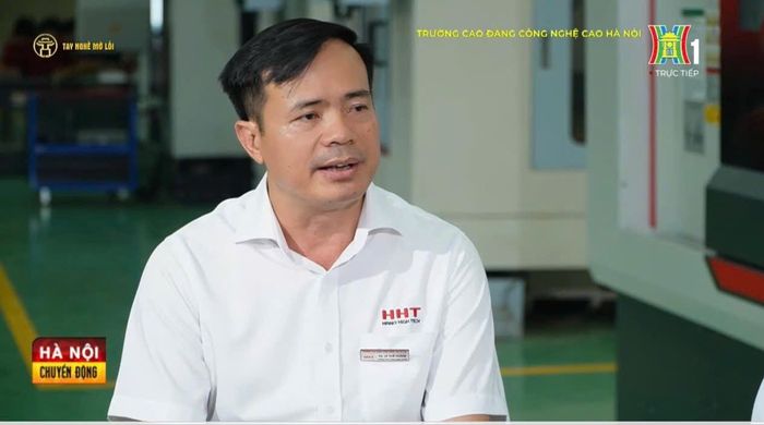 TS Lê Thế Hưng, Trưởng khoa Công nghệ cơ khí, Trường Cao đẳng Công nghệ cao Hà Nội. Ảnh: PV
