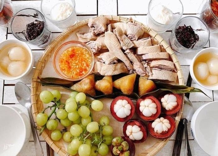 Nhiều địa phương, đặc biệt ở miền Bắc và miền Trung, có phong tục ăn thịt vịt vào ngày Tết Đoan ngọ.
