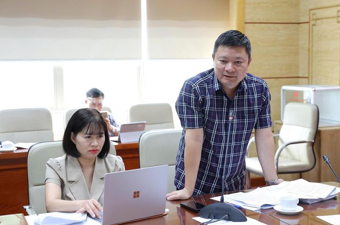 Cục trưởng Cục Bảo trợ xã hội, ông Tô Đức phát biểu, báo cáo làm rõ thêm nội dung liên quan đến dự thảo.