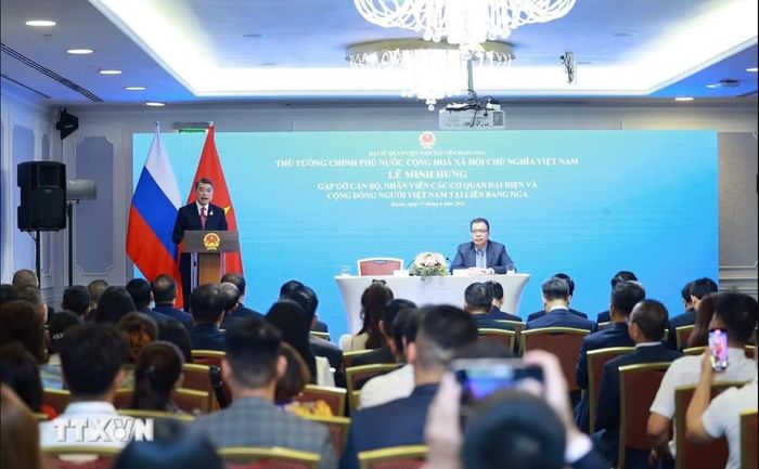 Thủ tướng Chính phủ mong muốn cộng đồng người Việt Nam tại Nga tiếp tục phát huy truyền thống yêu nước, tinh thần sáng tạo, năng động. Ảnh: TTXVN.