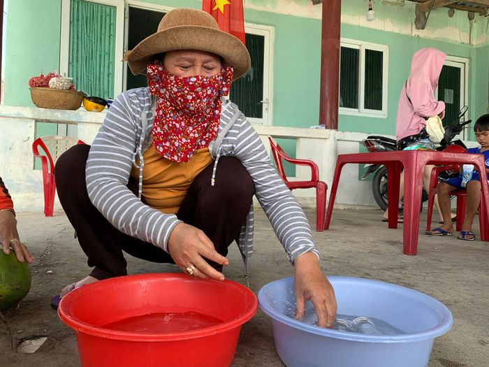 Người dân lo ngại việc thiếu nước có thể ảnh hưởng đến du khách.