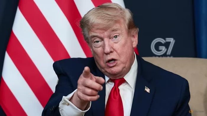 Tổng thống Mỹ Donald Trump đe dọa sẽ nối lại các cuộc tấn công và tiêu diệt các quan chức nếu Iran vi phạm thỏa thuận. Ảnh: Reuters.