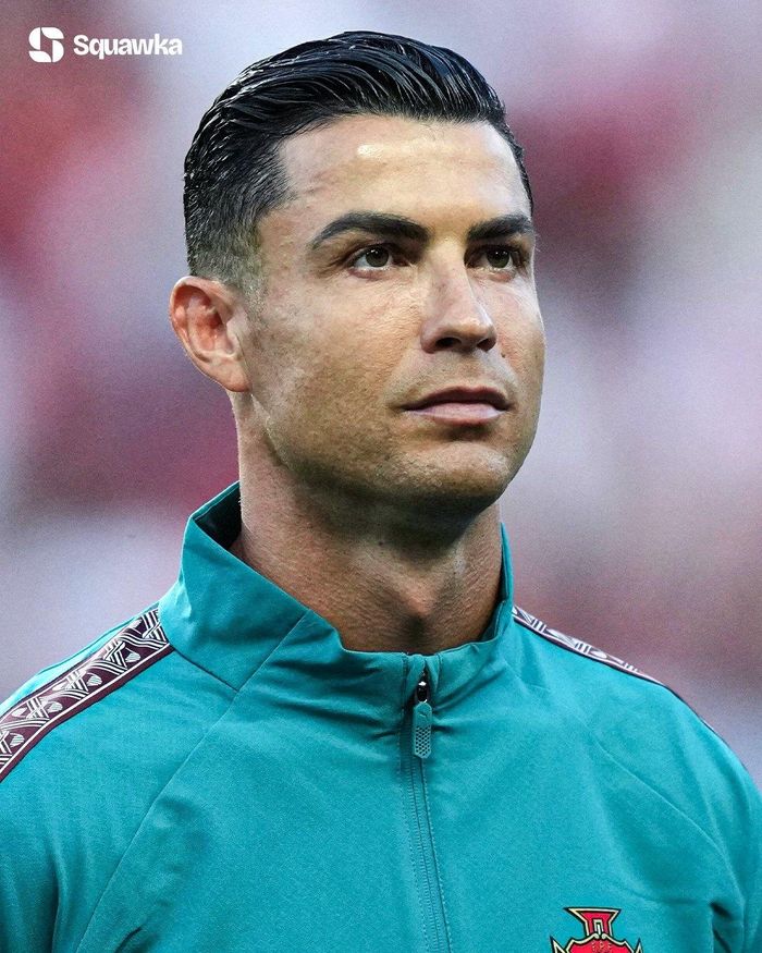  Với 41 tuổi và 132 ngày, Cristiano Ronaldo chính thức trở thành cầu thủ lớn tuổi thứ hai trong lịch sử World Cup ra sân, chỉ sau thủ môn người Ai Cập Essam El Hadary năm 2018 ở 45 tuổi và 161 ngày. 