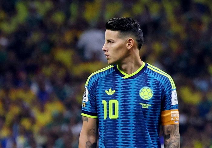  Dù không có trận đấu ấn tượng, James vẫn là tâm điểm chú ý của tuyển Colombia bởi giá trị lịch sử mà anh đem lại. Ảnh: Reuters. 