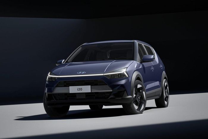 Hyundai i20 hoàn toàn mới đã chính thức ra mắt tại thị trường Brazil. So với 3 thế hệ trước, mẫu xe này đã được định vị nằm giữa phân khúc hatchback truyền thống và SUV đô thị cỡ nhỏ và được sản xuất tại nhà máy Hyundai Piracicaba (Sao Paulo, Brazil).