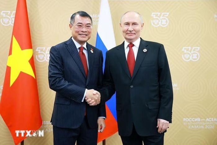 Thủ tướng Lê Minh Hưng hội kiến Tổng thống Nga Vladimir Putin. Ảnh: Dương Giang/TTXVN. 