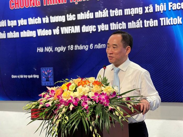 TS Nguyễn Anh Minh, Giám đốc Bảo tàng Mỹ thuật Việt Nam phát biểu tại chương trình