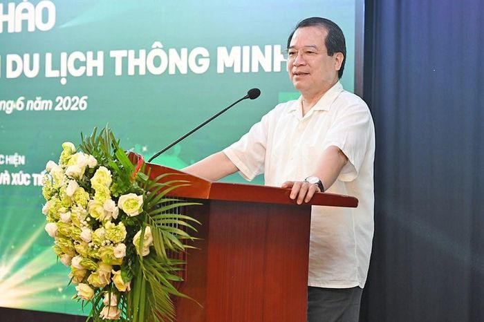 Ông Hà Văn Siêu, Phó Cục trưởng Cục Du lịch Quốc gia Việt Nam phát biểu tại Hội thảo