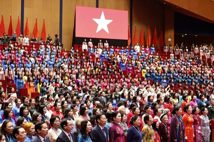 789 đại biểu đại diện cho các tầng lớp phụ nữ, các dân tộc, tôn giáo, lĩnh vực công tác và thành phần xã hội trong cả nước về dự Đại hội