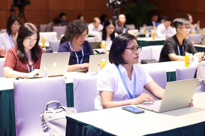 Quang cảnh buổi họp báo