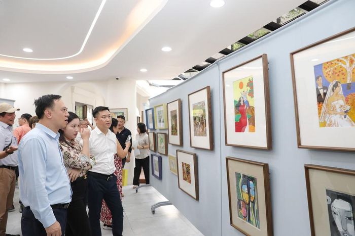 Không gian triển lãm "Minh họa trên báo"