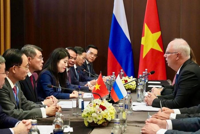 Tổng Giám đốc Quỹ Đầu tư trực tiếp Nga Kiril Dmitriev khẳng định Việt Nam đang phát triển nhanh và là thị trường có sức hút đầu tư lớn - Ảnh: Báo Nhân Dân