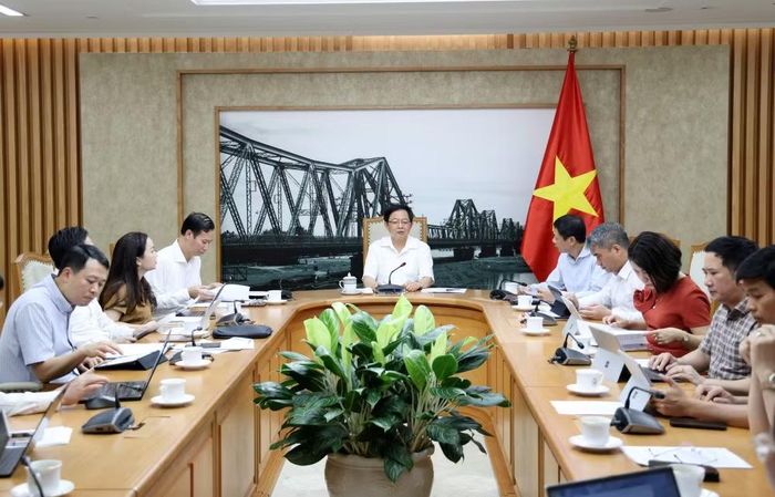 Phó Thủ tướng Hồ Quốc Dũng chủ trì cuộc họp. (Ảnh: VGP)