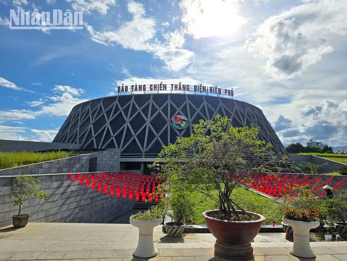 Bảo tàng Chiến thắng lịch sử Điện Biên Phủ là nơi trưng bày nhiều hiện vật lịch sử quý báu. (Ảnh: MINH DUY)