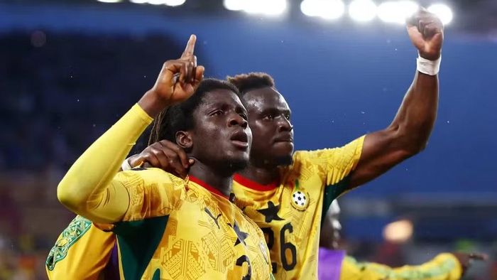 Các tuyển thủ Ghana ăn mừng bàn thắng duy nhất của trận đấu. (Ảnh: FIFA)