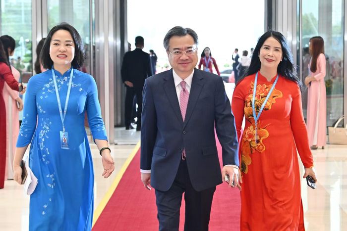 Ủy viên Bộ Chính trị, Bí thư Trung ương Đảng, Trưởng ban Chính sách, Chiến lược Trung ương Nguyễn Thanh Nghị tới dự Đại hội.
