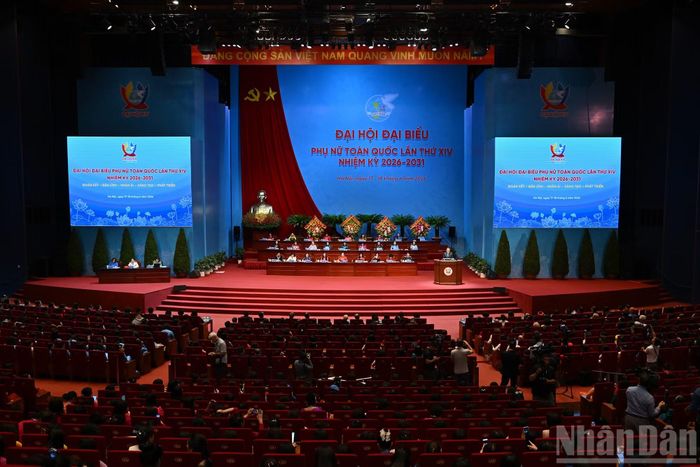 Quang cảnh phiên trọng thể Đại hội đại biểu Phụ nữ toàn quốc lần thứ XIV.