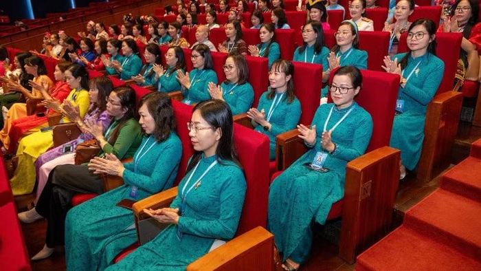 Với tinh thần “Đoàn kết-Bản lĩnh-Nhân ái-Sáng tạo-Phát triển”, thành công của Đại hội sẽ tạo động lực mới, khí thế mới và khơi dậy tiềm năng, trí tuệ, khát vọng cống hiến của cán bộ, hội viên phụ nữ. (Ảnh: THỦY NGUYÊN)