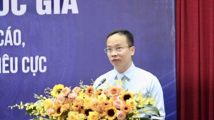 Thạc sĩ Nguyễn Văn Lương, Hiệu trưởng Trường Cán bộ Thanh tra phát biểu tại hội thảo.