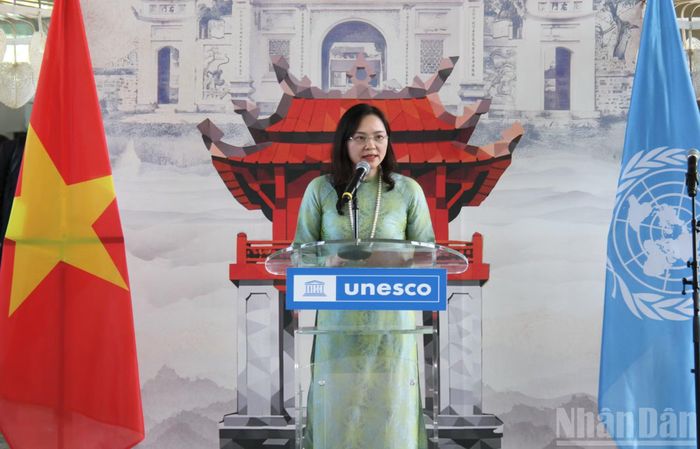 Đại sứ, Trưởng Phái đoàn Thường trực Việt Nam bên cạnh UNESCO Nguyễn Thị Vân Anh phát biểu tại chương trình.