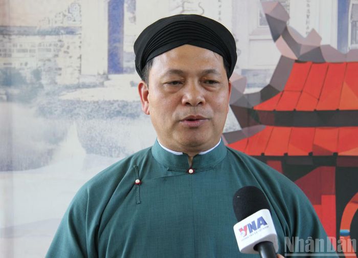Giám đốc Trung tâm Hoạt động Văn hóa Khoa học Văn Miếu-Quốc Tử Giám Lê Xuân Kiêu giới thiệu về lịch sử và giá trị của di sản.