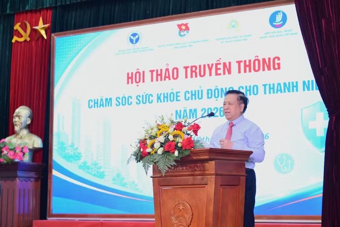 Phó Giáo sư, Tiến sĩ Nguyễn Văn Việt, Chủ tịch Hiệp hội Bia-Rượu-Nước giải khát Việt Nam phát biểu tại hội thảo.