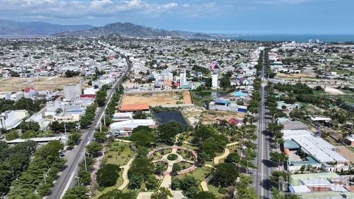 Quá trình đô thị hóa nhanh tại phường Phan Rang và các khu vực lân cận đang bộc lộ nhiều hạn chế về hạ tầng kỹ thuật, khiến cho gia tăng nguy cơ quá tải và ô nhiễm môi trường, dẫn đến một số khu vực vẫn xảy ra ngập úng cục bộ mỗi khi xuất hiện mưa lớn.