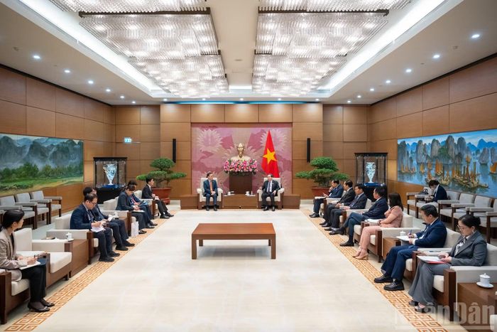 Quang cảnh cuộc tiếp tại Nhà Quốc hội.