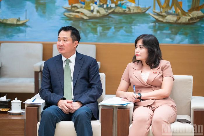 Các đại biểu Quốc hội Việt Nam dự cuộc tiếp.