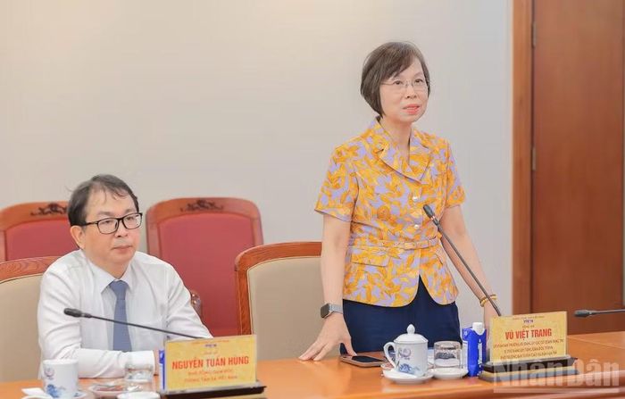 Đồng chí Vũ Việt Trang, Bí thư Đảng ủy, Tổng Giám đốc Thông tấn xã Việt Nam, Phó Trưởng ban Tuyên giáo và Dân vận Trung ương phát biểu tại buổi lễ. (Ảnh: PHẠM CƯỜNG)