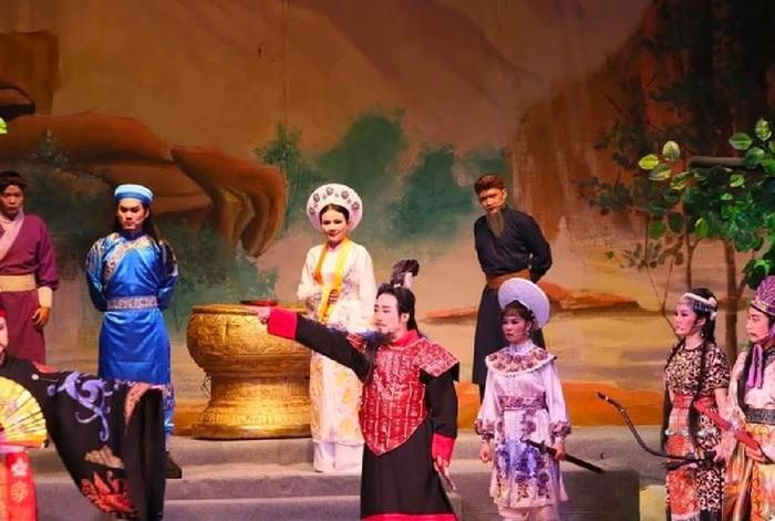 Một cảnh trong vở "Tiếng trống Mê Linh"