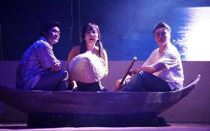 Một cảnh trong vở "Khách sạn Hào Hoa"