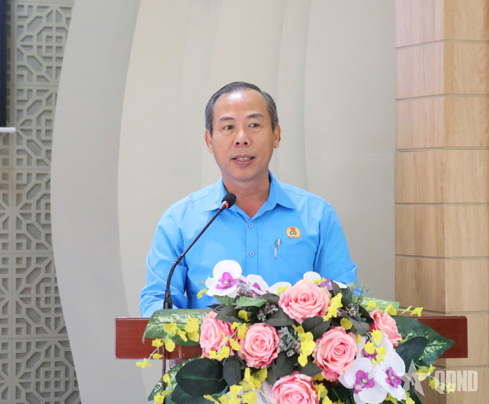 Đồng chí Nguyễn Phú Hoàng, Ủy viên Ban Chấp hành Tổng LĐLĐ Việt Nam, Tỉnh ủy viên, Phó chủ tịch Ủy ban MTTQ Việt Nam tỉnh Lâm Đồng, Chủ tịch LĐLĐ tỉnh Lâm Đồng phát biểu tại chương trình. 