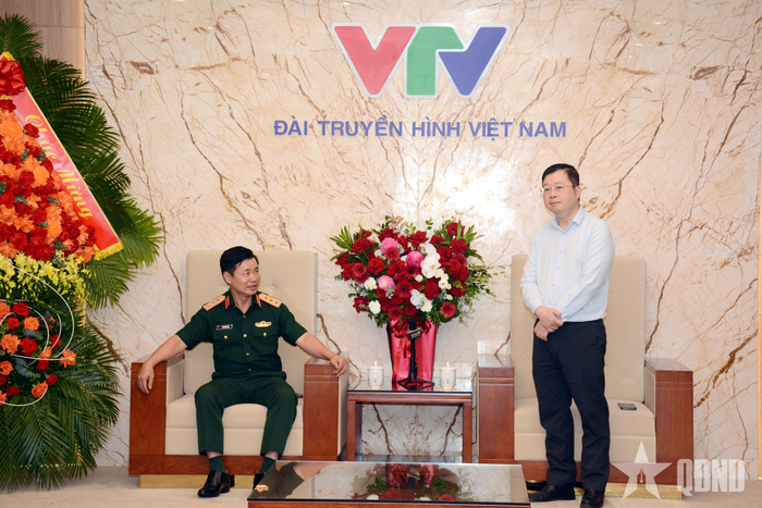 Đồng chí Nguyễn Thanh Lâm, Ủy viên Trung ương Đảng, Tổng giám đốc Đài Truyền hình Việt Nam, Phó trưởng ban Tuyên giáo và Dân vận Trung ương phát biểu trân trọng cảm ơn tình cảm, sự quan tâm của Quân ủy Trung ương, Bộ Quốc phòng và đoàn công tác.