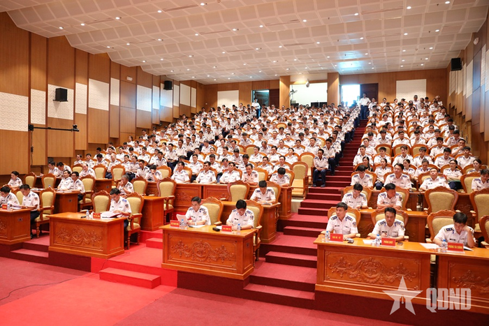 Các đại biểu dự hội nghị. 
