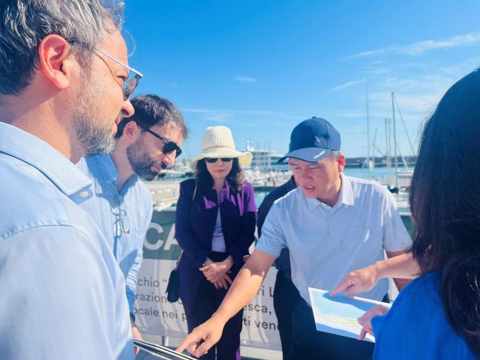 Đoàn công tác khảo sát Dự án Waterfront di Levante.