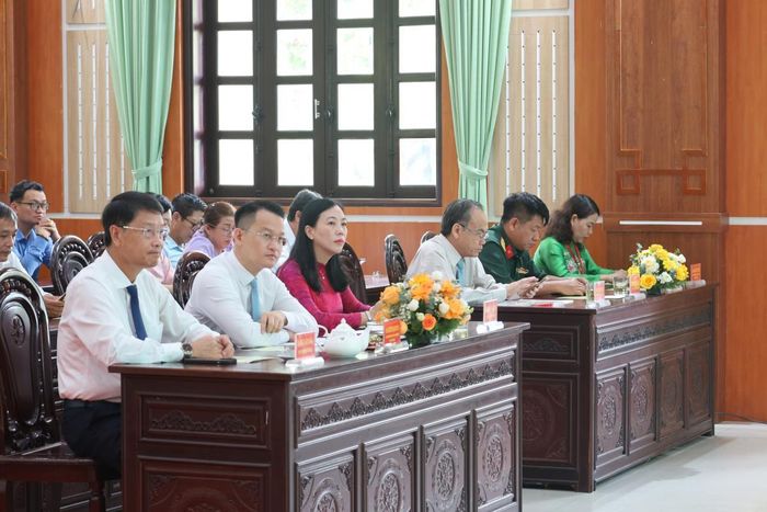 Lãnh đạo TP Đà Nẵng cùng các đại biểu tham dự tại Hội thi.