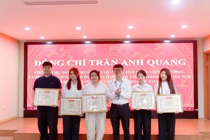 Thái Hải được khen thưởng vì có thành tích xuất sắc trong Chiến dịch Thanh niên tình nguyện Hè năm 2026.