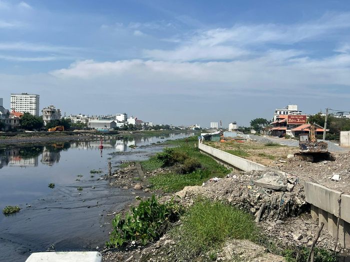  Dự án nạo vét, cải tạo môi trường, xây dựng hạ tầng rạch Xuyên Tâm. Ảnh: QUỐC HÙNG 