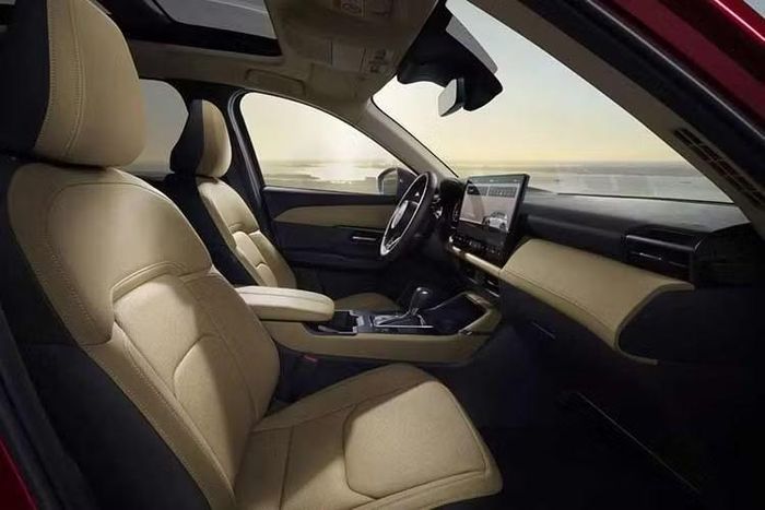 Đáng chú ý, nền tảng của hệ hybrid mới sẽ là động cơ hoàn toàn mới mang tên SkyActiv-Z. Theo Mazda, đây là thế hệ động cơ được phát triển với mục tiêu kết hợp những ưu điểm của cả động cơ diesel và động cơ xăng, từ đặc tính vận hành tới hiệu suất đốt cháy.