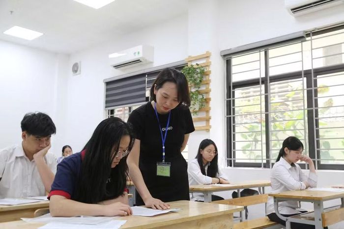 Học sinh Hà Nội thi vào lớp 10. Ảnh: Đăng Chung.
