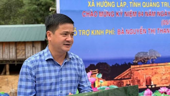 Ông Nguyễn Minh Tâm, Chủ tịch UBND xã Hướng Lập (Quảng Trị) phát biểu tại lễ khởi công.